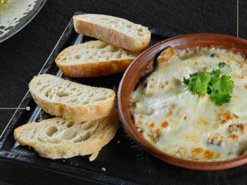 Жульен с курицей и грибами